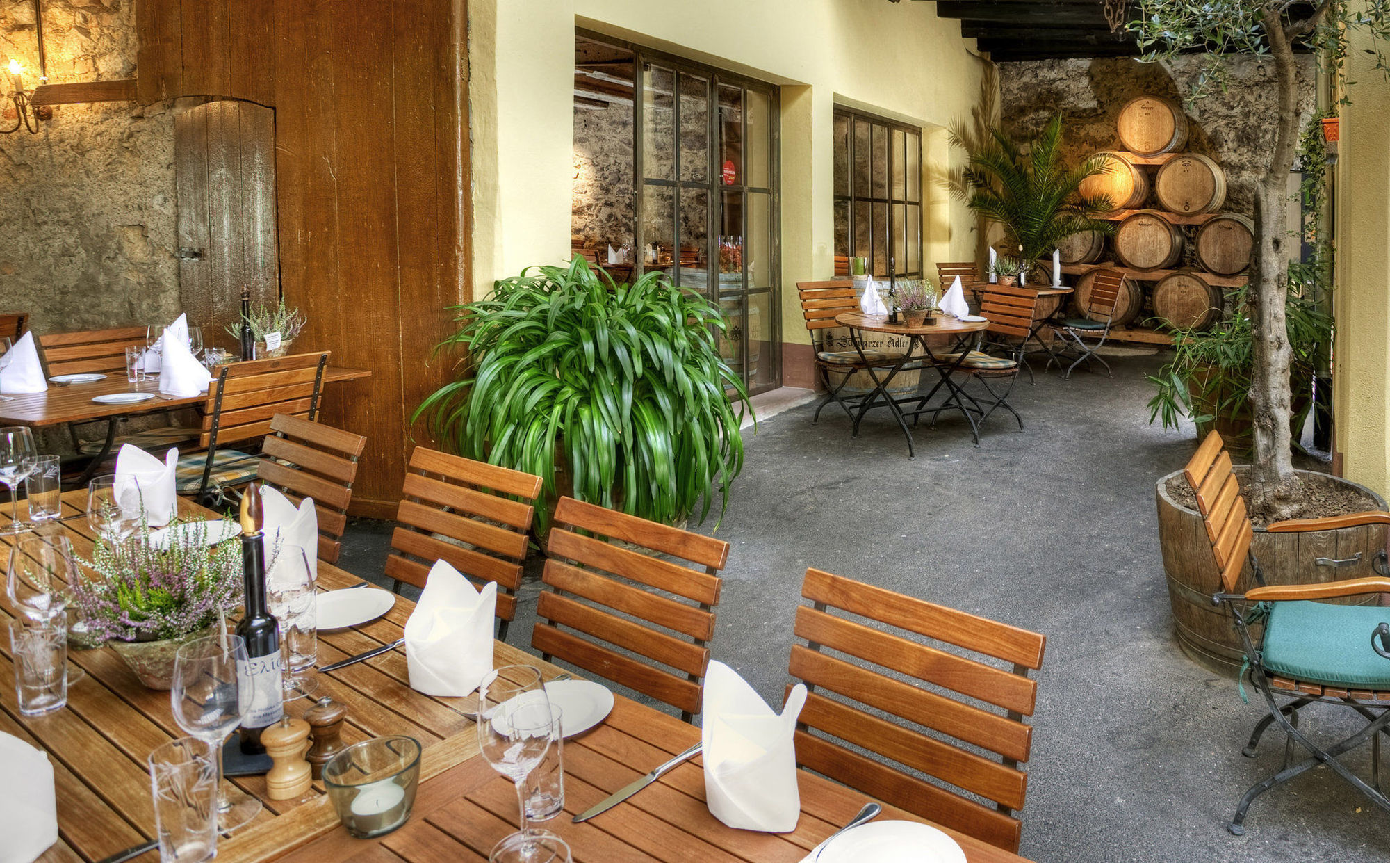Hotel Schwarzer Adler Vogtsburg im Kaiserstuhl Restauracja zdjęcie