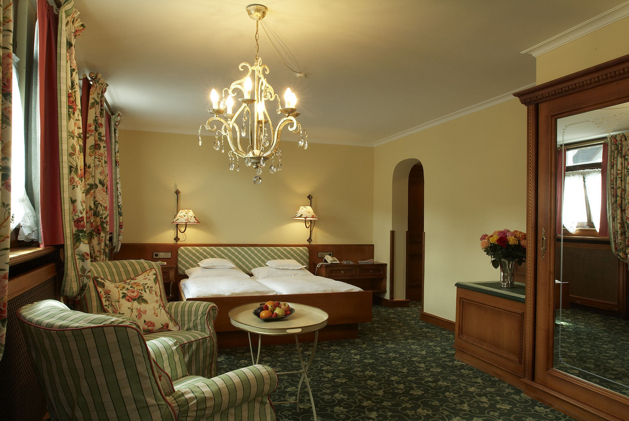 Hotel Schwarzer Adler Vogtsburg im Kaiserstuhl Pokój zdjęcie